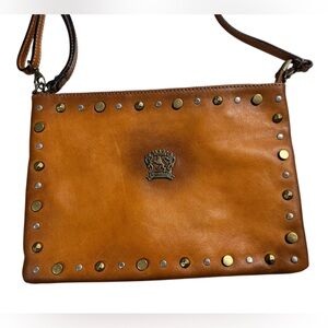 Pratesi Firenze Clutch Crossbody Purse Italian Leather Wristlet Tan Studded Bag